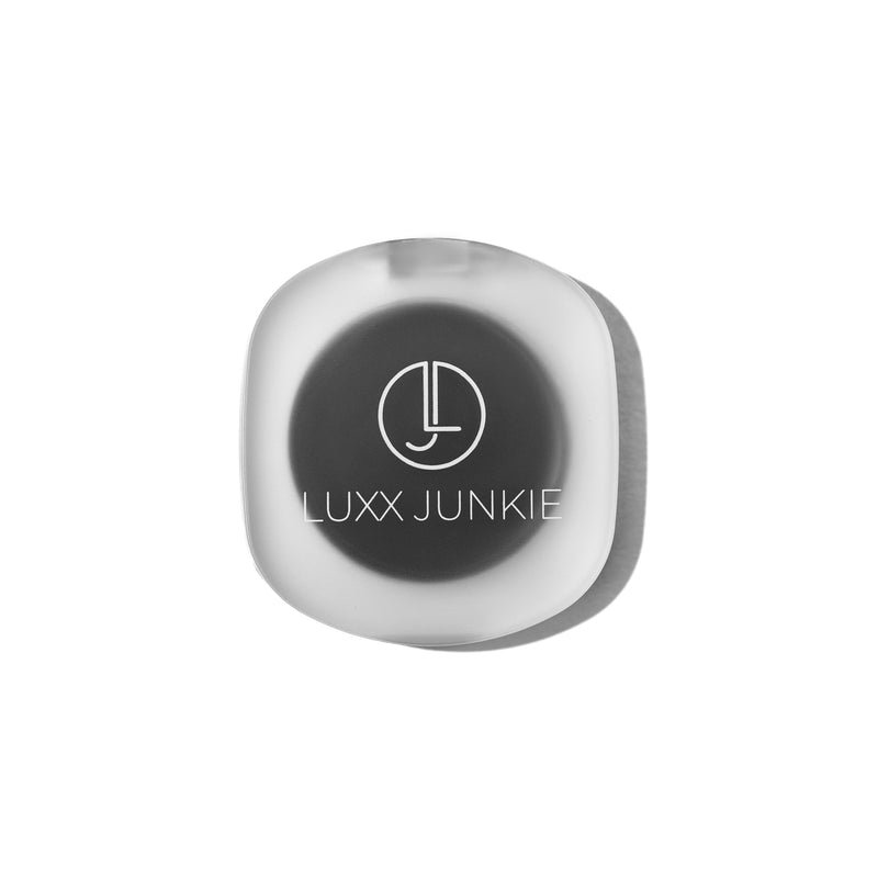 LUXX pH Blush: vegan color-changing black to pink pH-reactive blush
